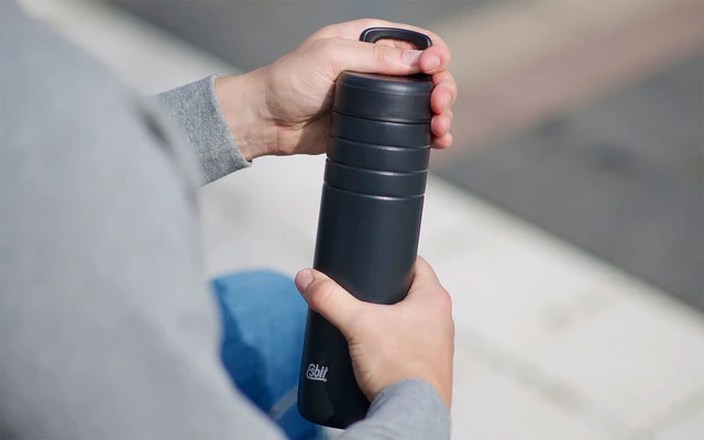 Esbit Majoris Bottiglia Isolata In Acciaio Inossidabile Argento 700 Ml 2 Esbit Majoris Bottiglia Isolata In Acciaio Inossidabile Argento 700 Ml - immagine 2