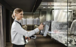 Set Aspirapolvere Per Finestre Kärcher WVP 10 ADV EU Incl. Accessori Per La Pulizia E Caricatore (con 2 Batterie) 10 Set Aspirapolvere Per Finestre Kärcher WVP 10 ADV EU Incl. Accessori Per La Pulizia E Caricatore (con 2 Batterie) -Forniture Cucina Negozio 296711 2078730